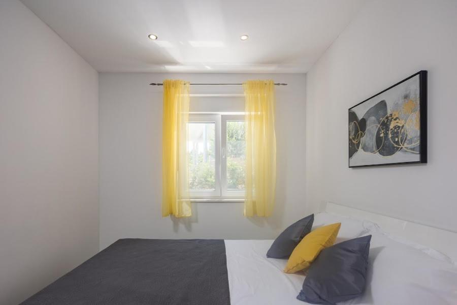Apartman Avila Marina Exteriér fotografie