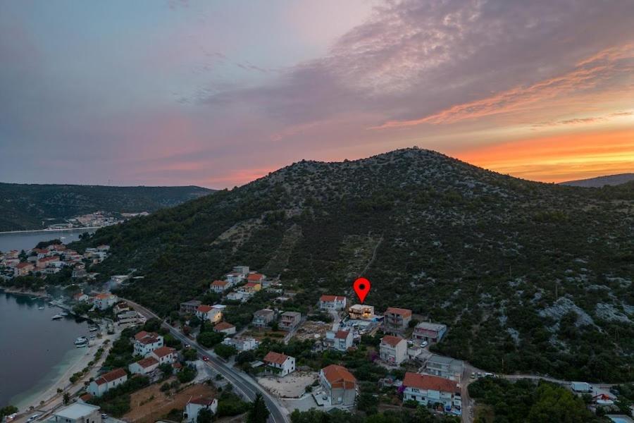 Apartman Avila Marina Exteriér fotografie